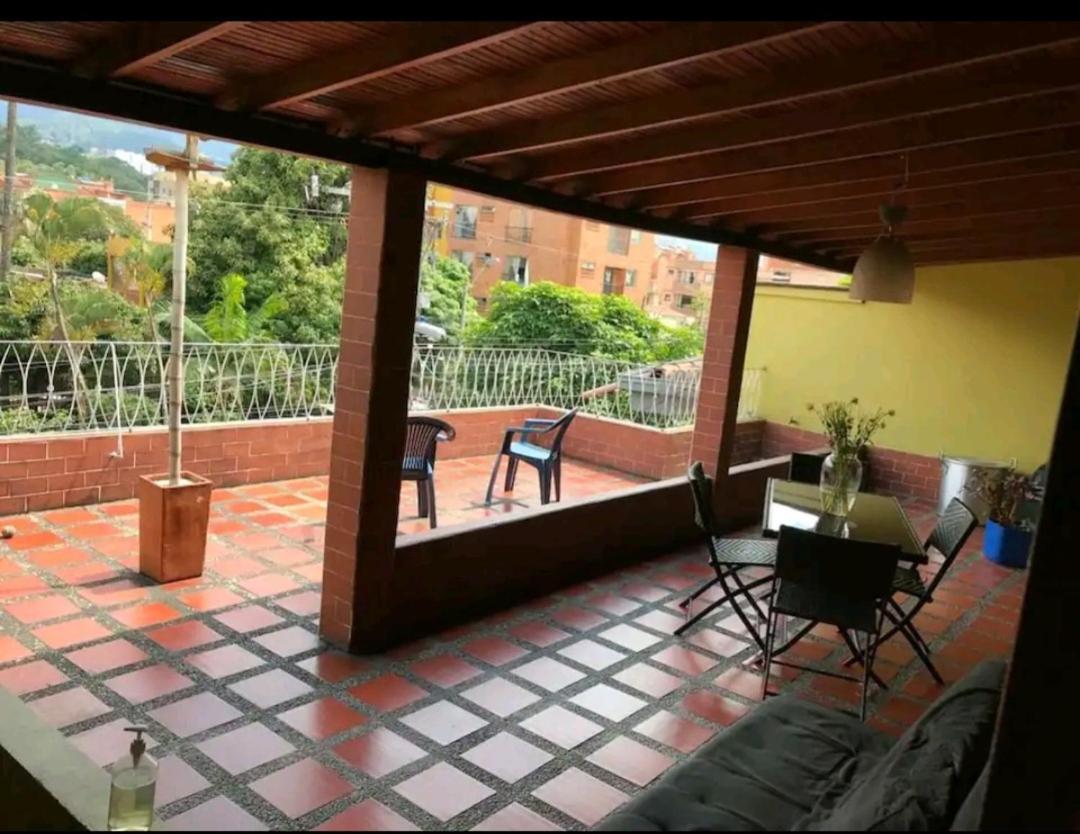 Alcobas Con Desayuno Incluido Bano Compartido Apartment Medellín Exterior foto